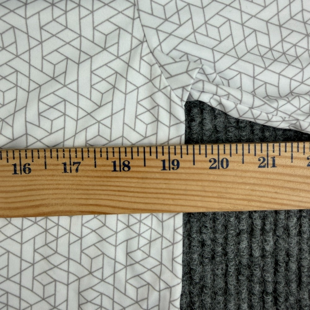 New Collars and Co Mens Original Dress Collar SS Polo Shirt Small White/Gray Geo - Picture 7 of 8